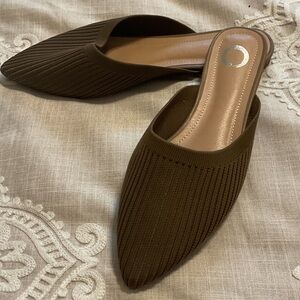 Elegant Brown Women's Journee Slip-On mules